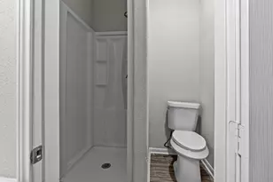 5103 New Orleans St, Houston, TX 77020 - Photo 19