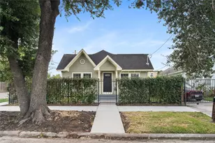 5256 Leeland St, Houston, TX 77023 - Photo 1