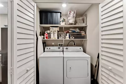 5256 Leeland Street, Houston, TX 77023 - Photo 25