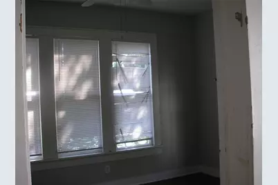 217 3rd Avenue N, Texas City, TX 77590 - Photo 7