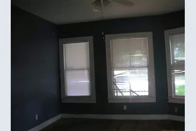 217 3rd Avenue N, Texas City, TX 77590 - Photo 3