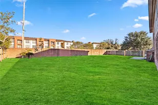 2401 Sail Port St, Pearland, TX 77584 - Photo 31