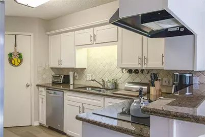 52 Wellington Court, Missouri City, TX 77459 - Photo 9