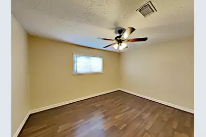 16395 Havenpark Drive, Houston, TX 77059 - Photo 15