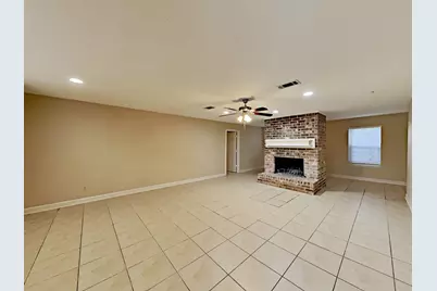 16395 Havenpark Drive, Houston, TX 77059 - Photo 3