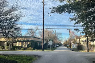 417 Malone St, Houston, TX 77007 - Photo 9