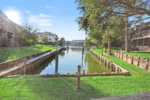 18222 Bal Harbour Dr, Houston, TX 77058 - Photo 31
