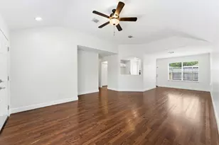 18910 Bonners Park Cir, Katy, TX 77449 - Photo 5