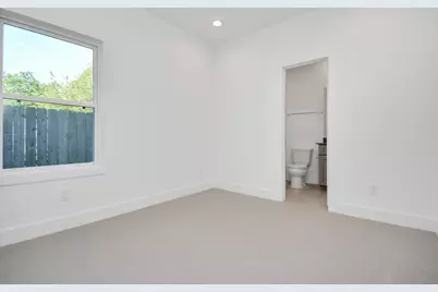 420 Janisch Road #B, Houston, TX 77018 - Photo 3