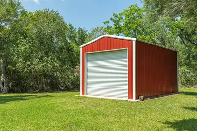 1635 Bayou Drive, Lake Jackson, TX 77566 - Photo 43