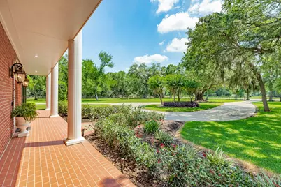1635 Bayou Drive, Lake Jackson, TX 77566 - Photo 9