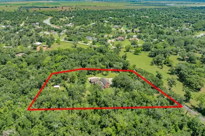1635 Bayou Drive, Lake Jackson, TX 77566 - Photo 45