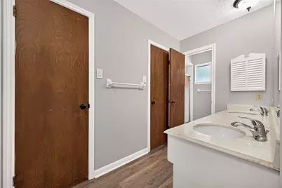 11710 N Petersham Drive, Houston, TX 77031 - Photo 27