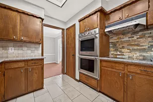 11710 N Petersham Dr, Houston, TX 77031 - Photo 17