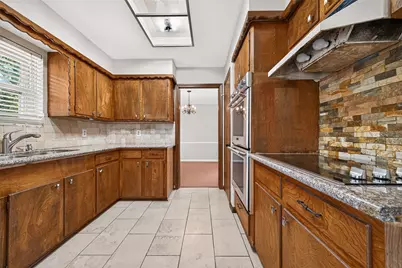 11710 N Petersham Drive, Houston, TX 77031 - Photo 19