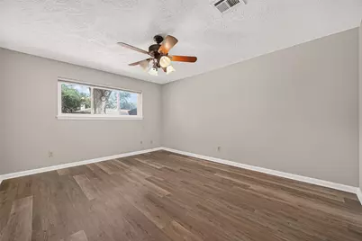 11710 N Petersham Drive, Houston, TX 77031 - Photo 23