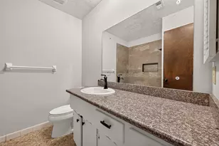 11710 N Petersham Dr, Houston, TX 77031 - Photo 35