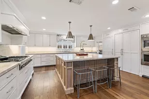 13926 Woodthorpe Ln, Houston, TX 77079 - Photo 17