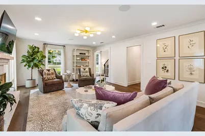 13926 Woodthorpe Lane, Houston, TX 77079 - Photo 9