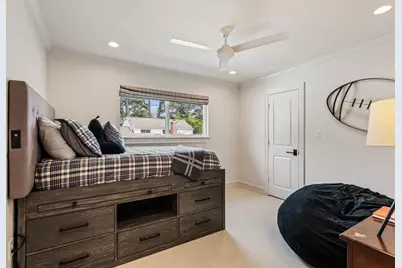 13926 Woodthorpe Lane, Houston, TX 77079 - Photo 31