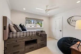 13926 Woodthorpe Ln, Houston, TX 77079 - Photo 31