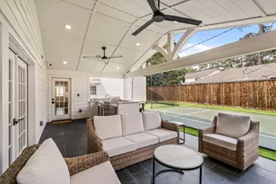 13926 Woodthorpe Ln, Houston, TX 77079 - Photo 37