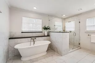 13926 Woodthorpe Ln, Houston, TX 77079 - Photo 29