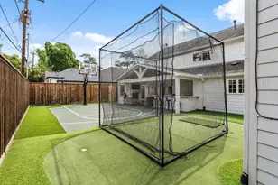 13926 Woodthorpe Ln, Houston, TX 77079 - Photo 43