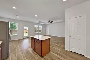 4343 Roaring Timber Dr, Conroe, TX 77304 - Photo 13