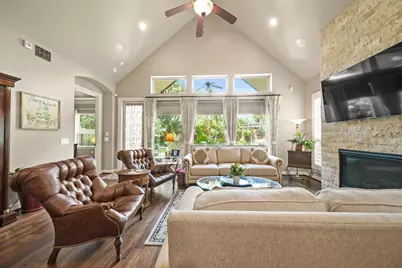 4815 Fairford Drive, Sugar Land, TX 77479 - Photo 19