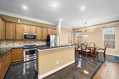 2927 Clinton Drive, Houston, TX 77020 - Photo 9