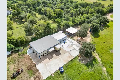 2024 Beverly Lane, Sealy, TX 77474 - Photo 3