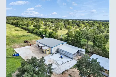 2024 Beverly Lane, Sealy, TX 77474 - Photo 11