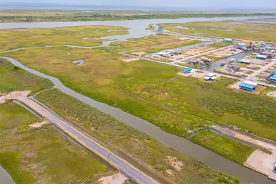 1272 N Tinkle Lane, Crystal Beach, TX 77650 - Photo 13