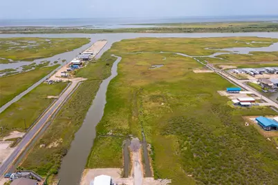 1272 N Tinkle Lane, Crystal Beach, TX 77650 - Photo 19