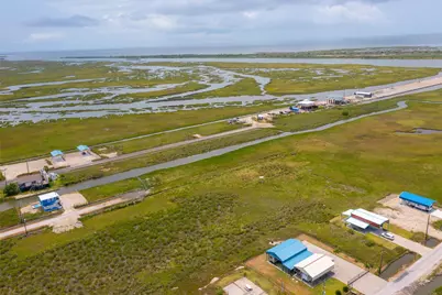 1272 N Tinkle Lane, Crystal Beach, TX 77650 - Photo 25