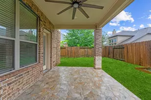 26116 Chivalry Ct, Kingwood, TX 77339 - Photo 19