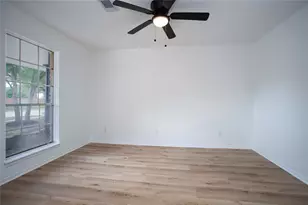 16131 Forest Way Dr, Houston, TX 77090 - Photo 15