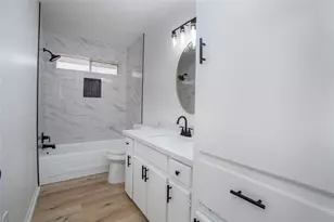 16131 Forest Way Dr, Houston, TX 77090 - Photo 11