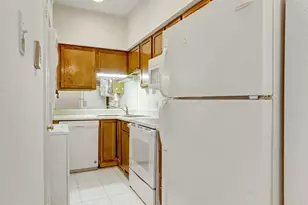 8055 Cambridge St, Houston, TX 77054 - Photo 7