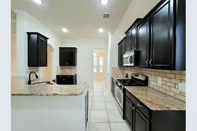 7506 Amber Village Circle, Richmond, TX 77407 - Photo 5