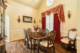 808 S Belle Dr, Angleton, TX 77515 - Photo 23
