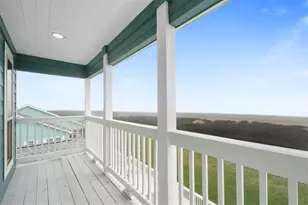 696 Villa Dr, Crystal Beach, TX 77650 - Photo 33