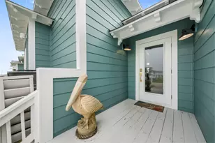 696 Villa Dr, Crystal Beach, TX 77650 - Photo 31