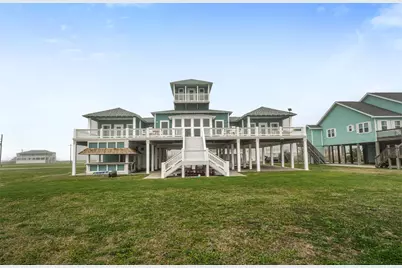 696 Villa Drive, Crystal Beach, TX 77650 - Photo 35