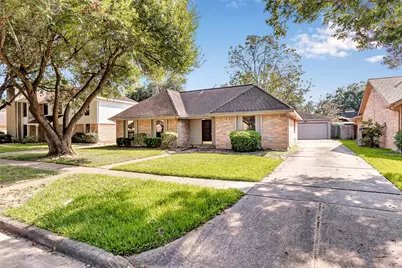2710 Green Fields Drive, Sugar Land, TX 77479 - Photo 35
