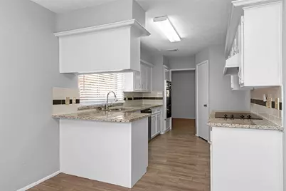 2710 Green Fields Drive, Sugar Land, TX 77479 - Photo 7