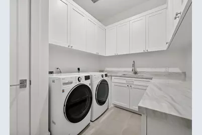 2320 Bartlett Street, Houston, TX 77098 - Photo 35