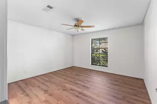 1703 Woodland Springs St, Houston, TX 77077 - Photo 23