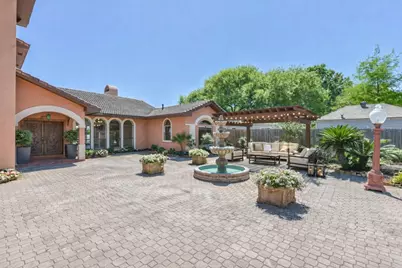 111 Bayridge Road, La Porte, TX 77571 - Photo 3